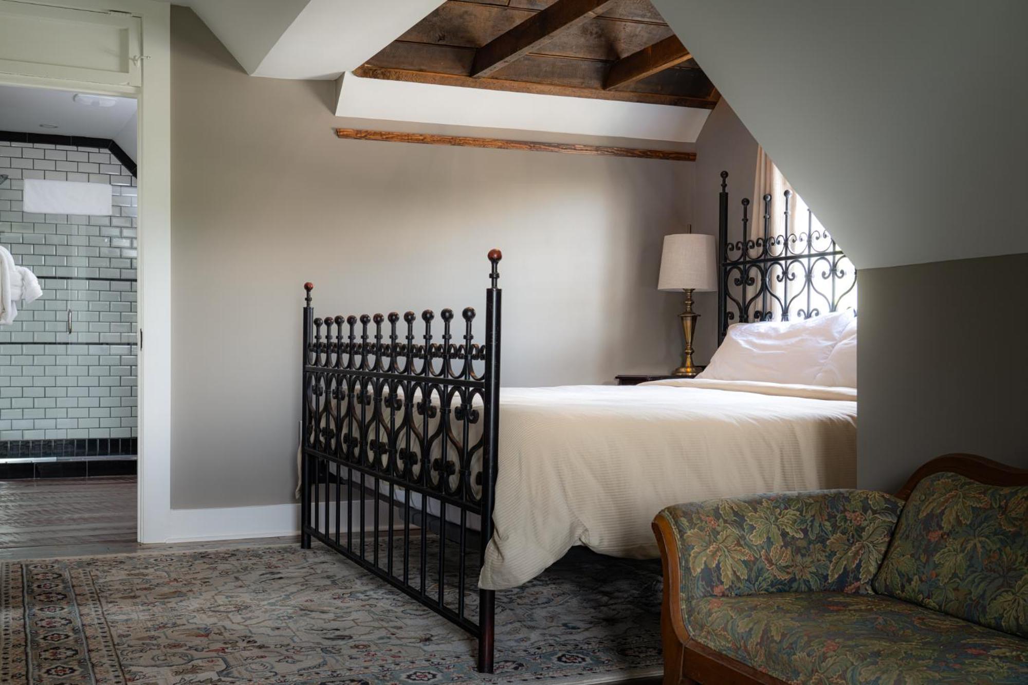 The Nuwray Hotel & Carriage House Burnsville Buitenkant foto