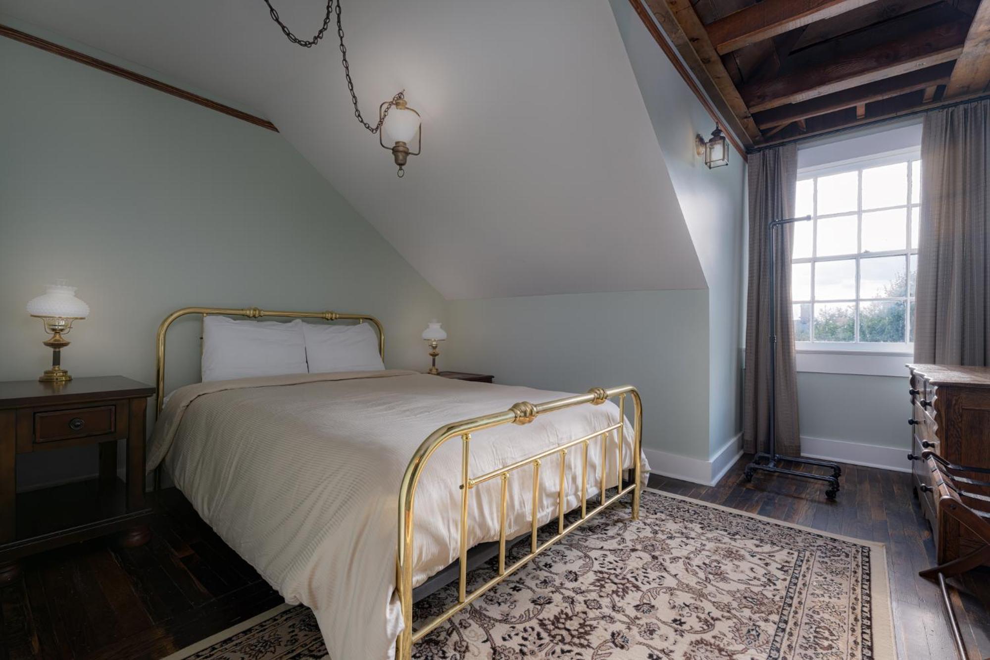 The Nuwray Hotel & Carriage House Burnsville Buitenkant foto