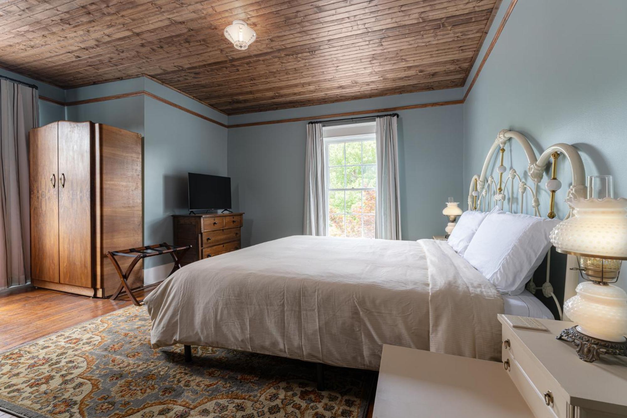 The Nuwray Hotel & Carriage House Burnsville Buitenkant foto