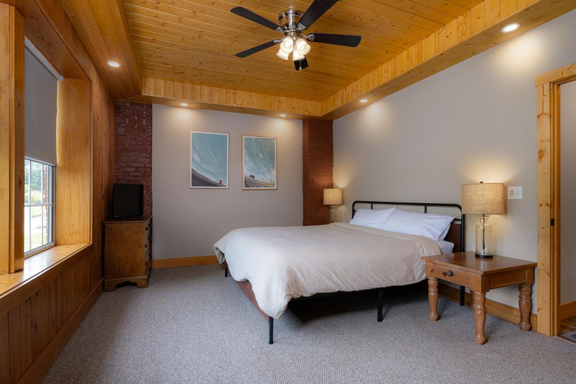 The Nuwray Hotel & Carriage House Burnsville Buitenkant foto