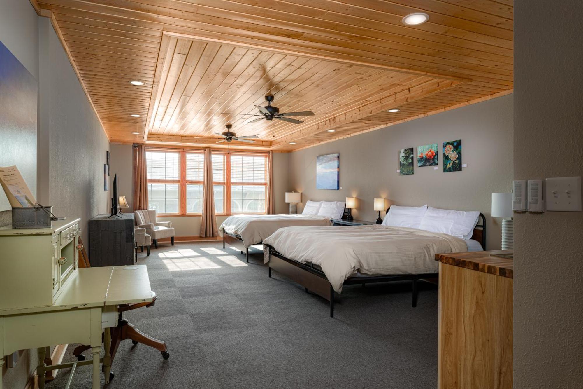 The Nuwray Hotel & Carriage House Burnsville Buitenkant foto